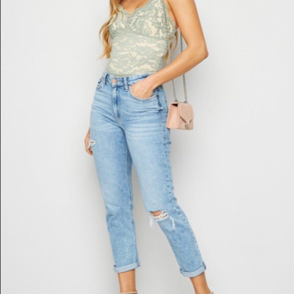 🍋FREE SHIPPING🍋Mint Green Floral Lace Bodysuit